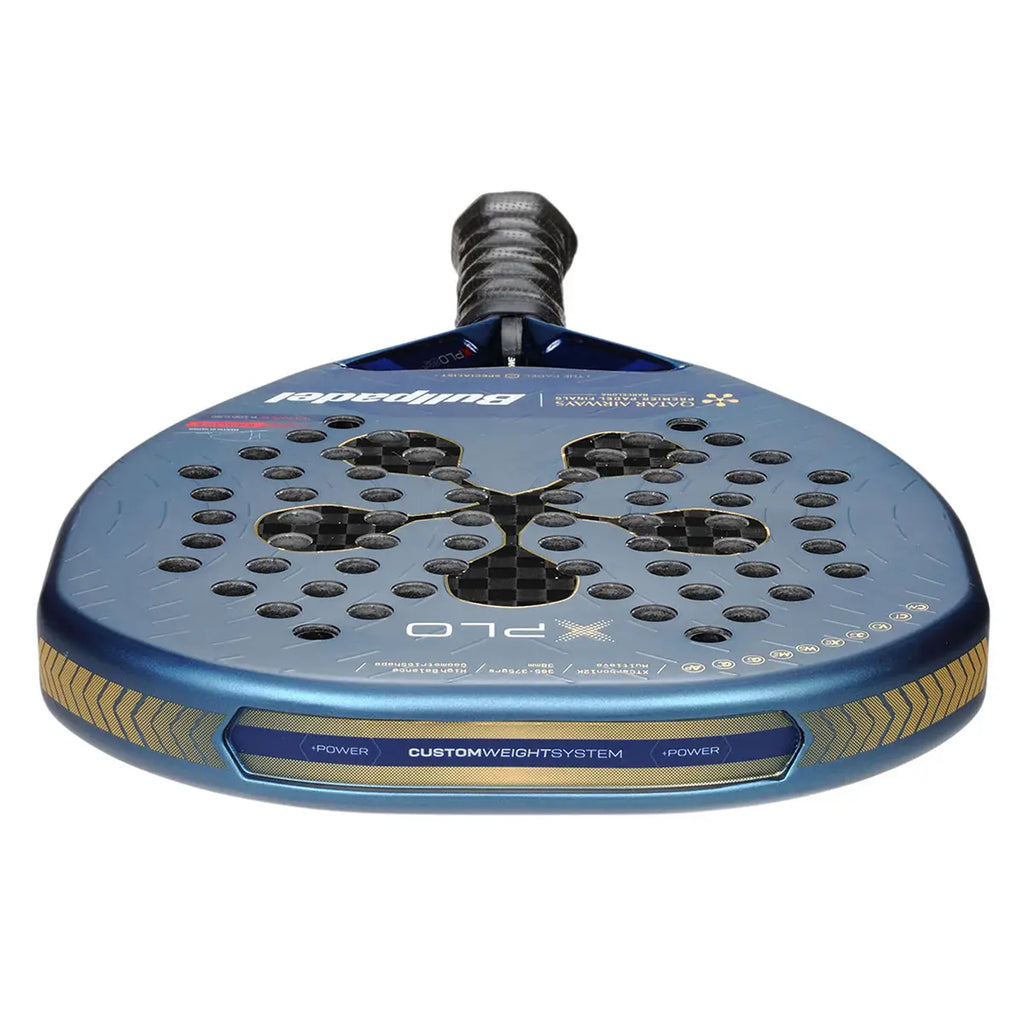 Bullpadel XPLO Qatar Airways — Raquette de Padel Bleu/Or 2025