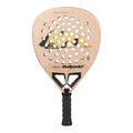Bullpadel Hack 04 NewGiza LTD 2026 – raquette de padel, vue de face sable et or