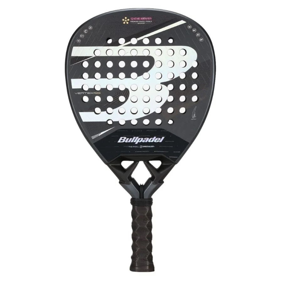 Bullpadel Vertex 05 Tour Final 2025 Juan Tello – vue de dos, motif de croix