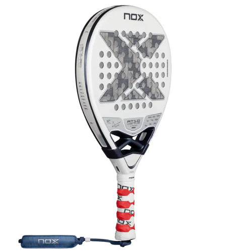 NOX AT10 Luxury Genius 12K Alum Xtrem Lite 2026 — Raquette de padel par Agustín Tapia