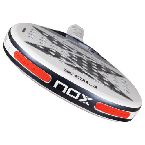 NOX AT10 Luxury Genius 12K Alum Xtrem Lite 2026 — Raquette de padel par Agustín Tapia