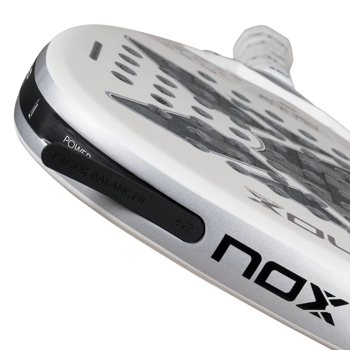 NOX AT10 Luxury Genius Attack 12K Alum Xtrem 2026 – détail du cadre et du système Weight Balance