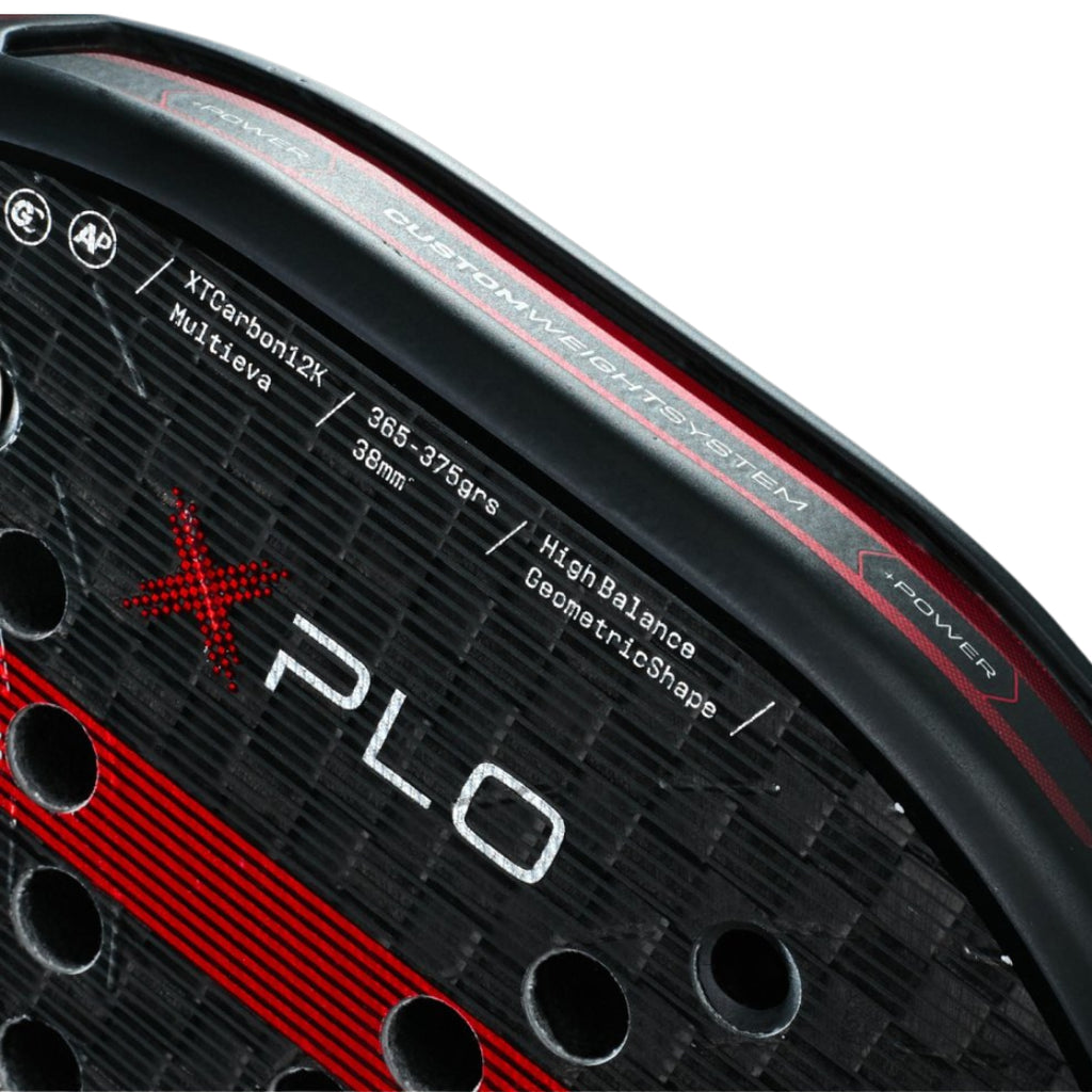 Bullpadel XPLO 2025 – détail du cadre et du logo XPLO